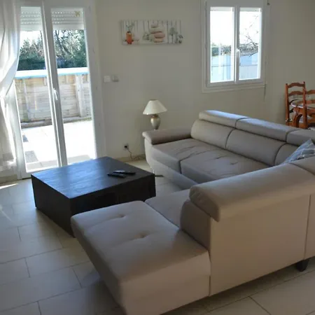 La Rousselie Holiday home *