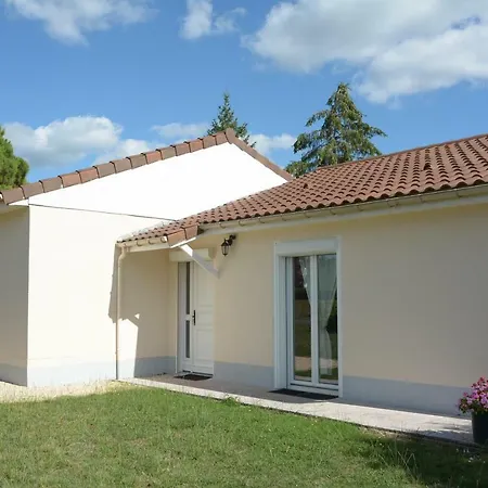 Holiday home La Rousselie Rouffignac Saint-Cernin